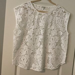 Lace sleeveless top